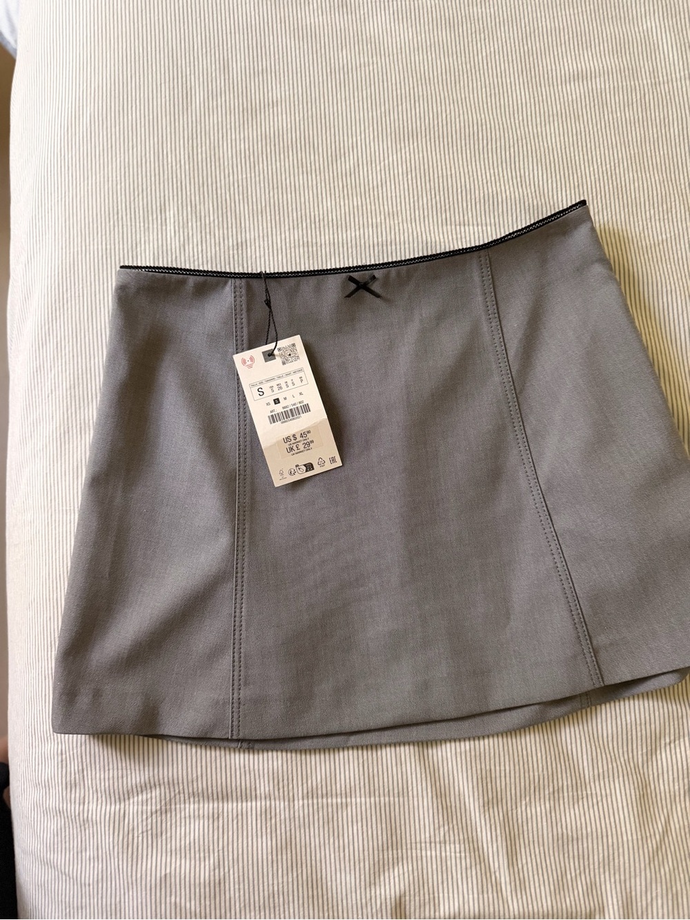 Zara Gray Mini Skirt with Black Trim
